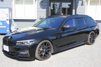 BMW 5シリーズ 523d ﾂｰﾘﾝｸﾞｴﾃﾞｨｼｮﾝﾐｯｼｮﾝｲﾝﾎﾟｯｼﾌﾞﾙ 特別仕様車 HUD ﾊｰﾏﾝｶｰﾄﾞﾝ 後期ﾃｰﾙ 20AW ﾛｰﾀﾞｳﾝ 追従ACC ｽﾃｱﾘﾝｸﾞｻﾎﾟｰﾄ LEDﾍｯﾄﾞﾗｲﾄ ｵｰﾄﾊｲﾋﾞｰﾑ ﾀｯﾁ画面HDDﾅﾋﾞTV 360度ﾊﾟﾉﾗﾏｶﾒﾗ Pｱｼｽﾄﾌﾟﾗｽ 電動ﾄﾗﾝｸ ｽﾏｰﾄｷｰ 2年保証