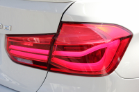 BMW 3シリーズ 320d Mｽﾎﾟｰﾂ 最終ﾓﾃﾞﾙ 8C新ｴﾝｼﾞﾝ ｻﾝﾙｰﾌ ﾋｰﾀｰ黒革 液晶ﾒｰﾀｰ 追従ACC LEDﾍｯﾄﾞﾗｲﾄ&ﾃｰﾙ ﾀｯﾁ画面対応HDDﾅﾋﾞBluetooth接続 Mﾊﾟﾌｫｰﾏﾝｽｽﾎﾟｲﾗｰ ﾚｰﾝﾁｪﾝｼﾞ警告 衝突軽減ﾌﾞﾚｰｷ 車線逸脱警告 歩行者警告 2年保証