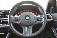 BMW 3シリーズ 320d Xdrive Mｽﾎﾟｰﾂ ﾊｲﾗｲﾝ ｺﾝﾌｫｰﾄP 4WD 真珠色 ﾋｰﾀｰ黒革 Pｱｼｽﾄﾌﾟﾗｽ 360度ｶﾒﾗ 電動ﾄﾗﾝｸ BMWﾗｲﾌﾞｺｯｸﾋﾟｯﾄﾞﾀｯﾁ画面ﾅﾋﾞApplecarplay対応 ﾜｲﾔﾚｽ充電 LEDﾍｯﾄﾞﾗｲﾄ ｵｰﾄﾊｲﾋﾞｰﾑ 追従ACC ｽﾃｱﾘﾝｸﾞｻﾎﾟｰﾄ ﾚｰﾝﾁｪﾝｼﾞ警告 2年保証