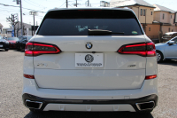 BMW X5 Xdrive35d Mｽﾎﾟｰﾂ ﾄﾞﾗｲﾋﾞﾝｸﾞﾀﾞｲﾅﾐｸｽP ｺﾝﾌｫｰﾄP 3列7人乗り 2列目電動ｼｰﾄ ｴｱｻｽ ﾊﾟﾉﾗﾏｻﾝR ｺﾆｬｯｸﾚｻﾞｰ ｺﾝﾌｫｰﾄｼｰﾄ ﾏｯｻｰｼﾞ&ﾍﾞﾝﾁﾚｰｼｮﾝ ｸﾗﾌﾃｯﾄﾞｸﾘｽﾀﾙﾌｨﾆｯｼｭ OP22AW LEDﾍｯﾄﾞﾗｲﾄ 360度ｶﾒﾗ 電動ﾄﾗﾝｸ 追ACC HUD2年保証