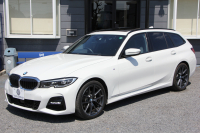 BMW 3シリーズ 320d Xdrive ﾂｰﾘﾝｸﾞMｽﾎﾟｰﾂ ﾊｲﾗｲﾝ&ｺﾝﾌｫｰﾄP 4WD ﾊﾟﾉﾗﾏｻﾝﾙｰﾌ ﾋｰﾀｰ黒革 ﾗﾝﾊﾞｰｻﾎﾟｰﾄ LEDﾍｯﾄﾞﾗｲﾄ ｵｰﾄﾊｲﾋﾞｰﾑ LCI用Mﾊﾟﾌｫｰﾏﾝｽ19AW  Applecarplay BMWﾗｲﾌﾞｺｯｸﾋﾟｯﾄﾞ電動ﾄﾗﾝｸ 追従ACC ｽﾃｱﾘﾝｸﾞｻﾎﾟｰﾄ 2年保証