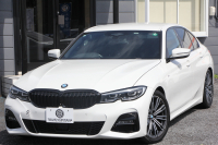 BMW 3シリーズ 320d Xdrive Mｽﾎﾟｰﾂ ﾊｲﾗｲﾝ ｺﾝﾌｫｰﾄP 4WD ﾋｰﾀｰ黒革 LEDﾍｯﾄﾞﾗｲﾄ ｵｰﾄﾊｲﾋﾞｰﾑ 追従ACC ｽﾃｱﾘﾝｸﾞｻﾎﾟｰﾄ ﾌﾙｾｸﾞTV Applecarplay対応 360度ｶﾒﾗ Pｱｼｽﾄ ﾀｯﾁ画面HDDﾅﾋﾞ電動ﾄﾗﾝｸ 3Ddesignｻｽ&ﾄﾗﾝｸｽﾎﾟｲﾗｰ ﾗﾝﾊﾞｰｻﾎﾟｰﾄ 2年保証