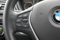 BMW 3シリーズ 320i ﾂｰﾘﾝｸﾞﾗｸﾞｼﾞｭｱﾘｰ LCI後期 新ｴﾝｼﾞﾝ ﾊﾟﾉﾗﾏｻﾝR ﾋｰﾀｰ黒革 LEDﾍｯﾄﾞﾗｲﾄ&ﾃｰﾙ TOPﾋﾞｭｰ&ｻｲﾄﾞﾋﾞｭｰｶﾒﾗ Pｱｼｽﾄ 追従ACC ﾚｰﾝC警告 衝突軽減ﾌﾞﾚｰｷ 車線逸脱&歩行者 警告ﾀｯﾁﾊﾟｯﾄﾞ対応HDDﾅﾋﾞBluetooth接続 Bｶﾒﾗ ｽﾏｰﾄｷｰ 電動ﾄﾗﾝｸ 2年保証