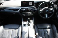 BMW 5シリーズ 530i ｴﾃﾞｨｼｮﾝﾐｯｼｮﾝｲﾝﾎﾟｯｼﾌﾞﾙ 特別仕様車 高出力 ﾅｲﾄﾌﾞﾙｰﾚｻﾞｰ ｱﾀﾞﾌﾟﾃｨﾌﾞｻｽ HUD ﾊｰﾏﾝｶｰﾄﾞﾝ 追従ACC ｽﾃｱﾘﾝｸﾞｻﾎﾟｰﾄ ﾀｯﾁ画面HDDﾅﾋﾞTV LEDﾍｯﾄﾞﾗｲﾄ ｵｰﾄﾊｲﾋﾞｰﾑ 電動ﾄﾗﾝｸ 360度ｶﾒﾗ 全席ﾋｰﾀｰ ﾌﾞﾗｯｸ19AW 2年保証