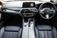 BMW 5シリーズ 530i ｴﾃﾞｨｼｮﾝﾐｯｼｮﾝｲﾝﾎﾟｯｼﾌﾞﾙ 特別仕様車 高出力 ﾅｲﾄﾌﾞﾙｰﾚｻﾞｰ ｱﾀﾞﾌﾟﾃｨﾌﾞｻｽ HUD ﾊｰﾏﾝｶｰﾄﾞﾝ 追従ACC ｽﾃｱﾘﾝｸﾞｻﾎﾟｰﾄ ﾀｯﾁ画面HDDﾅﾋﾞTV LEDﾍｯﾄﾞﾗｲﾄ ｵｰﾄﾊｲﾋﾞｰﾑ 電動ﾄﾗﾝｸ 360度ｶﾒﾗ 全席ﾋｰﾀｰ ﾌﾞﾗｯｸ19AW 2年保証