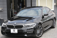 BMW 5シリーズ 540i Mｽﾎﾟｰﾂ ｲﾉﾍﾞｰｼｮﾝP 後輪駆動 1ｵ-ﾅ ｻﾝﾙｰﾌ 全席ﾋｰﾀｰ黒革 直6ﾀｰﾎﾞ340馬力 ｱﾀﾞﾌﾟﾃｨﾌﾞｻｽ ﾊｰﾏﾝｶｰﾄﾞﾝ HUD ﾃﾞｨｽﾌﾟﾚｲｷｰ ﾘﾓｰﾄﾊﾟｰｷﾝｸﾞｼﾞｪｽﾁｬｰC ﾜｲﾔﾚｽ充電 4ｿﾞｰﾝｴｱｺﾝ 追従ACC LEDﾍｯﾄﾞﾗｲﾄ ｵｰﾄﾊｲﾋﾞｰﾑ 2年保証