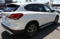BMW X1 Xdrive18d Xﾗｲﾝ ﾊｲﾗｲﾝ&ｺﾝﾌｫｰﾄP 1ｵ-ﾅ LCI後期 ﾌｪｲｽﾘﾌﾄ後 真珠色 ﾋｰﾀｰ付ﾓｶﾚｻﾞｰ 追従ACC 電動ｼｰﾄ LEDﾍｯﾄﾞﾗｲﾄ 電動ﾄﾗﾝｸ ﾀｯﾁ画面ﾅﾋﾞ衝突軽減ﾌﾞﾚｰｷ 車線逸脱警告 歩行者警告 18AW ｳｯﾄﾞﾊﾟﾈﾙ 2年保証