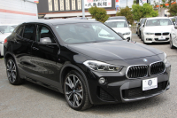 BMW X2 Xdrive20i MｽﾎﾟｰﾂX ﾃﾞﾋﾞｭｰP 4WD ﾊｲﾗｲﾝ ｺﾝﾌｫｰﾄP 追従ACC HUD ﾋｰﾀｰ黒革 電動ｼｰﾄ ｵﾌﾟｼｮﾝ20AW Mﾘｱｽﾎﾟｲﾗｰ ﾀｯﾁ画面HDDﾅﾋﾞBｶﾒﾗ Pｱｼｽﾄ CD&DVD再生可能 Bluetooth接続 電動ﾄﾗﾝｸ LEDﾍｯﾄﾞﾗｲﾄ ｽﾏｰﾄｷｰ 8速AT 2年保証