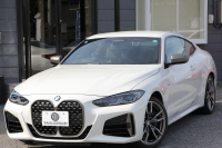 BMW 4シリーズ M440i Xdrive ｸｰﾍﾟ ｲﾉﾍﾞｰｼｮﾝP 4WD 直6ﾀｰﾎﾞ387馬力 ﾋｰﾀｰ付ﾓｶﾚｻﾞｰ ﾍﾞﾝﾁﾚｰｼｮﾝ  ﾚｰｻﾞｰﾗｲﾄ ﾊｰﾏﾝｶｰﾄﾞﾝ 可変Mｻｽ 専用ﾌﾞﾚｰｷ&ﾃﾞﾌ BMWﾗｲﾌﾞｺｯｸﾋﾟｯﾄ ｱｯﾌﾟﾙｶｰﾌﾟﾚｲ対応HDDﾅﾋﾞTV 置くだけ充電器 360度ｶﾒﾗ Dｱｼｽﾄﾌﾟﾛ HUD 真珠 2年保証