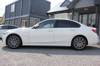 BMW 3シリーズ 330e Mｽﾎﾟｰﾂ ﾊｲﾗｲﾝ ｲﾉﾍﾞｰｼｮﾝ&ｺﾝﾌｫｰﾄP PHEV ﾋｰﾀｰ黒革 ﾚｰｻﾞｰﾗｲﾄ ｼﾞｪｽﾁｬｰC HUD 360度ｶﾒﾗ 後退ｱｼｽﾄ 追従ACC ｽﾃｱﾘﾝｸﾞｻﾎﾟｰﾄ Applecarplay ﾗﾝﾊﾞｰｻﾎﾟｰﾄ 電動ﾄﾗﾝｸ Msportﾌﾞﾚｰｷ BMWﾗｲﾌﾞｺｯｸﾋﾟｯﾄﾞ2年保証