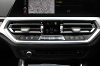 BMW 3シリーズ 320d Xdrive Mｽﾎﾟｰﾂ ﾃﾞﾋﾞｭｰP ｺﾝﾌｫｰﾄP 4WD ﾋｰﾀｰ黒革 ﾌﾞﾙｰｽﾃｯﾁ 19AW LEDﾍｯﾄﾞﾗｲﾄ ｵｰﾄﾊｲﾋﾞｰﾑ 追従ACC ｽﾃｱﾘﾝｸﾞｻﾎﾟｰﾄ ｱｯﾌﾟﾙｶｰﾌﾟﾚｲ Pｱｼｽﾄ ﾀｯﾁ画面HDDﾅﾋﾞ電動ﾄﾗﾝｸ ｽﾏｰﾄOP/CL Hifiｽﾋﾟｰｶｰ 2年保証