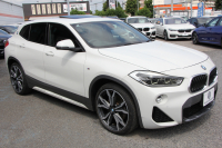 BMW X2 Xdrive20i MｽﾎﾟｰﾂX ﾃﾞﾋﾞｭｰ&ｾﾚｸﾄP ﾊｲﾗｲﾝ 4WD ﾊﾟﾉﾗﾏｻﾝﾙｰﾌ ｺﾝﾌｫｰﾄP 追従ACC HUD ﾋｰﾀｰ黒革 電動ｼｰﾄ ｵﾌﾟｼｮﾝ20AW Mﾘｱｽﾎﾟｲﾗｰ ﾀｯﾁ画面HDDﾅﾋﾞBｶﾒﾗ Pｱｼｽﾄ CD&DVD再生可能 Bluetooth接続 電動ﾄﾗﾝｸ LEDﾍｯﾄﾞﾗｲﾄ ｽﾏｰﾄｷｰ 8速AT 2年保証