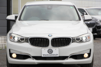 BMW 3シリーズ 320i ｸﾞﾗﾝﾂｰﾘｽﾓ ﾗｸﾞｼﾞｭｱﾘｰ 1ｵｰﾅ 追従ACC ｻﾄﾞﾙﾌﾞﾗｳﾝﾚｻﾞｰ ｼｰﾄﾋｰﾀｰ 衝突軽減ﾌﾞﾚｰｷ 車線逸脱警告 歩行者警告 ﾀｯﾁﾊﾟｯﾄﾞ対応iﾄﾞﾗｲﾌﾞHDDﾅﾋﾞBｶﾒﾗ 電動ﾄﾗﾝｸ ｽﾏｰﾄｷｰ Bluetooth接続 ｸﾛｰﾑﾗｲﾝｴｸｽﾃﾘｱ 2年保証