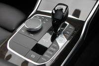 BMW 3シリーズ 320i Mｽﾎﾟｰﾂ ﾊｲﾗｲﾝ ﾌｧｽﾄﾄﾗｯｸ&ｺﾝﾌｫｰﾄP ﾋｰﾀｰ黒革 HUD ｱﾀﾞﾌﾟﾃｨﾌﾞMｻｽ Mspﾌﾞﾚｰｷ 19AW ﾀｯﾁﾊﾟﾈﾙ対応HDDﾅﾋﾞｱｯﾌﾟﾙｶｰﾌﾟﾚｲ 電動ﾄﾗﾝｸ LEDﾍｯﾄﾞﾗｲﾄ ｵｰﾄﾊｲﾋﾞｰﾑ Pｱｼｽﾄ 追従ACC ｽﾃｱｻﾎﾟｰﾄ 2年保証