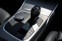 BMW 3シリーズ 320i Mｽﾎﾟｰﾂ ｺﾝﾌｫｰﾄP 1ｵｰﾅ 360度ｶﾒﾗ ｼｰﾄﾋｰﾀｰ ﾌﾙｾｸﾞTV 追従ACC ｽﾃｱﾘﾝｸﾞｻﾎﾟｰﾄ BMWﾗｲﾌﾞｺｯｸﾋﾟｯﾄﾞLEDﾍｯﾄﾞﾗｲﾄ ｵｰﾄﾊｲﾋﾞｰﾑ ﾜｲﾔﾚｽ充電 Pｱｼｽﾄ ﾊｰﾌﾚｻﾞｰ 電動ﾄﾗﾝｸ 3ｿﾞｰﾝｴｱｺﾝ ｱｯﾌﾟﾙｶｰﾌﾟﾚｲ 2年保証