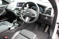 BMW X4 Xdrive30i Mｽﾎﾟｰﾂ ｾﾚｸﾄ&ｲﾉﾍﾞｰｼｮﾝP ﾊﾟﾉﾗﾏｻﾝR 全席ﾋｰﾀｰ黒革 ｱｸﾃｨﾌﾞﾍﾞﾝﾁﾚｰｼｮﾝ ﾃﾞｨｽﾌﾟﾚｲｷｰ ﾊｰﾏﾝｶｰﾄﾞﾝ ｼﾞｪｽﾁｬｰC 追従ACC HUD ﾀｯﾁ画面HDDﾅﾋﾞ360度ｶﾒﾗ LEDﾍｯﾄﾞﾗｲﾄ 電動ﾄﾗﾝｸ 2年保証