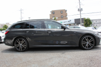 BMW 3シリーズ 320d Xdrive ﾂｰﾘﾝｸﾞMｽﾎﾟｰﾂ ﾃﾞﾋﾞｭｰ&ｲﾉﾍﾞｰｼｮﾝ&ｺﾝﾌｫｰﾄP 1ｵﾅ  individualｶﾗｰ ﾚｰｻﾞｰﾗｲﾄ ﾋｰﾀｰ付ｵｲｽﾀｰﾚｻﾞｰ HUD ｼﾞｪｽﾁｬｰｺﾝﾄﾛｰﾙ ｱｯﾌﾟﾙｶｰﾌﾟﾚｲ BMWﾗｲﾌﾞｺｯｸﾋﾟｯﾄﾞﾜｲﾔﾚｽ充電 電動ﾄﾗﾝｸ 追従ACC ｽﾃｱﾘﾝｸﾞｻﾎﾟｰﾄ 2年保証