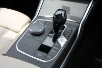 BMW 3シリーズ 320d Xdrive ﾂｰﾘﾝｸﾞMｽﾎﾟｰﾂ ﾃﾞﾋﾞｭｰ&ｲﾉﾍﾞｰｼｮﾝ&ｺﾝﾌｫｰﾄP 1ｵﾅ  individualｶﾗｰ ﾚｰｻﾞｰﾗｲﾄ ﾋｰﾀｰ付ｵｲｽﾀｰﾚｻﾞｰ HUD ｼﾞｪｽﾁｬｰｺﾝﾄﾛｰﾙ ｱｯﾌﾟﾙｶｰﾌﾟﾚｲ BMWﾗｲﾌﾞｺｯｸﾋﾟｯﾄﾞﾜｲﾔﾚｽ充電 電動ﾄﾗﾝｸ 追従ACC ｽﾃｱﾘﾝｸﾞｻﾎﾟｰﾄ 2年保証