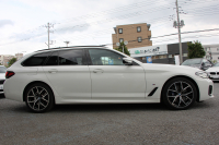 BMW 5シリーズ 530i ﾂｰﾘﾝｸﾞMｽﾎﾟｰﾂ ｾﾚｸﾄP 後期 252馬力 ﾊﾟﾉﾗﾏｻﾝﾙｰﾌ ｺﾆｬｯｸﾚｻﾞｰ 全席ﾋｰﾀｰ ﾊｰﾏﾝｶｰﾄﾞﾝｻﾗｳﾝﾄﾞｱﾀﾞﾌﾟﾃｨﾌﾞｻｽ 19AW Mspﾌﾞﾚｰｷ LEDﾍｯﾄﾞﾗｲﾄ ｵｰﾄﾊｲﾋﾞｰﾑ 360度ｶﾒﾗ ｱｯﾌﾟﾙｶｰﾌﾟﾚｲ BMWﾗｲﾌﾞｺｯｸﾋﾟｯﾄ 2年保証