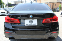 BMW 5シリーズ 530i Mｽﾎﾟｰﾂ 左ﾊﾝﾄﾞﾙ 1ｵｰﾅ ｻﾝﾙｰﾌ ｺﾝﾌｫｰﾄP ﾏｯｻｰｼﾞ&ﾍﾞﾝﾁﾚｰｼｮﾝ 全席ﾋｰﾀｰ黒革 ｺﾝﾌｫｰﾄｼｰﾄ ｿﾌﾄｸﾛｰｽﾞﾄﾞｱ HUD ｼﾞｪｽﾁｬｰC 追従ACC 360度ｶﾒﾗ ﾀｯﾁ画面HDDﾅﾋﾞLEDﾍｯﾄﾞﾗｲﾄ ｵｰﾄﾊｲﾋﾞｰﾑ 電動ﾄﾗﾝｸ 2年保証