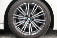 BMW 3シリーズ 320i Mｽﾎﾟｰﾂ ｺﾝﾌｫｰﾄP Pｱｼｽﾄﾌﾟﾗｽ 360度ｶﾒﾗ ｼｰﾄﾋｰﾀｰ 追従ACC ｽﾃｱﾘﾝｸﾞｻﾎﾟｰﾄ BMWﾗｲﾌﾞｺｯｸﾋﾟｯﾄﾞLEDﾍｯﾄﾞﾗｲﾄ ｵｰﾄﾊｲﾋﾞｰﾑ ﾜｲﾔﾚｽ充電  ﾊｰﾌﾚｻﾞｰ 電動ﾄﾗﾝｸ 3ｿﾞｰﾝｴｱｺﾝ ｱｯﾌﾟﾙｶｰﾌﾟﾚｲ 2年保証