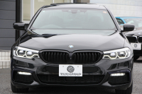 BMW 5シリーズ 523i Mｽﾎﾟｰﾂ ﾊｲﾗｲﾝ ｲﾉﾍﾞｰｼｮﾝ&ｺﾝﾌｫｰﾄP ｻﾝﾙｰﾌ 全席ﾋｰﾀｰ黒革 ｺﾝﾌｫｰﾄｼｰﾄ ﾍﾞﾝﾁﾚｰｼｮﾝ ｿﾌﾄｸﾛｰｽﾞﾄﾞｱ HUD ﾜｲﾔﾚｽ充電 追従ACC ｽﾃｱﾘﾝｸﾞｻﾎﾟｰﾄ LEDﾍｯﾄﾞﾗｲﾄ 360度ｶﾒﾗ ﾀｯﾁ画面HDDﾅﾋﾞTV ｼﾞｪｽﾁｬｰC 電動ﾄﾗﾝｸ 19AW 2年保証