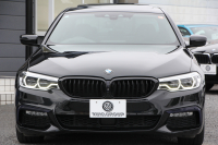 BMW 5シリーズ 523i Mｽﾎﾟｰﾂ ﾊｲﾗｲﾝ ｲﾉﾍﾞｰｼｮﾝ&ｺﾝﾌｫｰﾄP ｻﾝﾙｰﾌ 全席ﾋｰﾀｰ黒革 ｺﾝﾌｫｰﾄｼｰﾄ ﾍﾞﾝﾁﾚｰｼｮﾝ ｿﾌﾄｸﾛｰｽﾞﾄﾞｱ HUD ﾜｲﾔﾚｽ充電 追従ACC ｽﾃｱﾘﾝｸﾞｻﾎﾟｰﾄ LEDﾍｯﾄﾞﾗｲﾄ 360度ｶﾒﾗ ﾀｯﾁ画面HDDﾅﾋﾞTV ｼﾞｪｽﾁｬｰC 電動ﾄﾗﾝｸ 19AW 2年保証