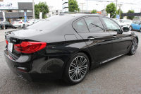 BMW 5シリーズ 523i Mｽﾎﾟｰﾂ ﾊｲﾗｲﾝ ｲﾉﾍﾞｰｼｮﾝ&ｺﾝﾌｫｰﾄP ｻﾝﾙｰﾌ 全席ﾋｰﾀｰ黒革 ｺﾝﾌｫｰﾄｼｰﾄ ﾍﾞﾝﾁﾚｰｼｮﾝ ｿﾌﾄｸﾛｰｽﾞﾄﾞｱ HUD ﾜｲﾔﾚｽ充電 追従ACC ｽﾃｱﾘﾝｸﾞｻﾎﾟｰﾄ LEDﾍｯﾄﾞﾗｲﾄ 360度ｶﾒﾗ ﾀｯﾁ画面HDDﾅﾋﾞTV ｼﾞｪｽﾁｬｰC 電動ﾄﾗﾝｸ 19AW 2年保証
