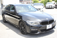 BMW 5シリーズ 530i ｴﾃﾞｨｼｮﾝﾐｯｼｮﾝｲﾝﾎﾟｯｼﾌﾞﾙ 特別仕様車 高出力 ﾅｲﾄﾌﾞﾙｰﾚｻﾞｰ ｱﾀﾞﾌﾟﾃｨﾌﾞｻｽ HUD ﾊｰﾏﾝｶｰﾄﾞﾝ 追従ACC ｽﾃｱﾘﾝｸﾞｻﾎﾟｰﾄ ﾀｯﾁ画面HDDﾅﾋﾞTV LEDﾍｯﾄﾞﾗｲﾄ ｵｰﾄﾊｲﾋﾞｰﾑ 電動ﾄﾗﾝｸ 360度ｶﾒﾗ 全席ﾋｰﾀｰ ﾌﾞﾗｯｸ19AW 2年保証