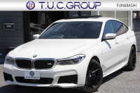 BMW 6シリーズ 630i ｸﾞﾗﾝﾂｰﾘｽﾓ Mｽﾎﾟｰﾂ ｾﾚｸﾄ&ｲﾉﾍﾞｰｼｮﾝP ﾊﾟﾉﾗﾏｻﾝﾙｰﾌ 全席ﾋｰﾀｰ黒革 ﾊｰﾏﾝｶｰﾄﾞﾝｻﾗｳﾝﾄﾞﾘｱｼｰﾄ可倒調整 ﾃﾞｨｽﾌﾟﾚｲｷｰ ﾘﾓｰﾄP LEDﾍｯﾄﾞﾗｲﾄ 360度ｶﾒﾗ HUD 追従ACC ﾜｲﾔﾚｽ充電 4ｿﾞｰﾝｴｱｺﾝ Rolfhartge20AW 2年保証