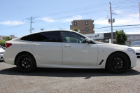 BMW 6シリーズ 630i ｸﾞﾗﾝﾂｰﾘｽﾓ Mｽﾎﾟｰﾂ ｾﾚｸﾄ&ｲﾉﾍﾞｰｼｮﾝP ﾊﾟﾉﾗﾏｻﾝﾙｰﾌ 全席ﾋｰﾀｰ黒革 ﾊｰﾏﾝｶｰﾄﾞﾝｻﾗｳﾝﾄﾞﾘｱｼｰﾄ可倒調整 ﾃﾞｨｽﾌﾟﾚｲｷｰ ﾘﾓｰﾄP LEDﾍｯﾄﾞﾗｲﾄ 360度ｶﾒﾗ HUD 追従ACC ﾜｲﾔﾚｽ充電 4ｿﾞｰﾝｴｱｺﾝ Rolfhartge20AW 2年保証