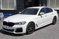 BMW 5シリーズ 523d Xdrive Mｽﾎﾟｰﾂ ｴﾃﾞｨｼｮﾝｼﾞｮｲﾌﾟﾗｽ 後期 1ｵ-ﾅ ﾋｰﾀｰ黒革 LEDﾍｯﾄﾞﾗｲﾄ ｵｰﾄﾊｲﾋﾞｰﾑ 360度ｶﾒﾗ BMWﾗｲﾌﾞｺｯｸﾋﾟｯﾄ ﾀｯﾁ画面HDDﾅﾋﾞｱｯﾌﾟﾙｶｰﾌﾟﾚｲ 追従ACC HUD 電動ﾄﾗﾝｸ ｱｲﾊﾞｯﾊｻｽ 2年保証