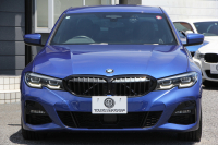 BMW 3シリーズ 320d Xdrive Mｽﾎﾟｰﾂ ｺﾝﾌｫｰﾄP 4WD Pｱｼｽﾄﾌﾟﾗｽ 360度ｶﾒﾗ BMWﾗｲﾌﾞｺｯｸﾋﾟｯﾄﾞﾀｯﾁ画面HDDﾅﾋﾞApplecarplay ﾜｲﾔﾚｽ充電 LEDﾍｯﾄﾞﾗｲﾄ ｵｰﾄﾊｲﾋﾞｰﾑ 追従ACC ｽﾃｱﾘﾝｸﾞｻﾎﾟｰﾄ ﾚｰﾝﾁｪﾝｼﾞ警告 ｼｰﾄﾋｰﾀｰ 2年保証