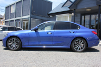 BMW 3シリーズ 320d Xdrive Mｽﾎﾟｰﾂ ｺﾝﾌｫｰﾄP 4WD Pｱｼｽﾄﾌﾟﾗｽ 360度ｶﾒﾗ BMWﾗｲﾌﾞｺｯｸﾋﾟｯﾄﾞﾀｯﾁ画面HDDﾅﾋﾞApplecarplay ﾜｲﾔﾚｽ充電 LEDﾍｯﾄﾞﾗｲﾄ ｵｰﾄﾊｲﾋﾞｰﾑ 追従ACC ｽﾃｱﾘﾝｸﾞｻﾎﾟｰﾄ ﾚｰﾝﾁｪﾝｼﾞ警告 ｼｰﾄﾋｰﾀｰ 2年保証