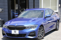 BMW 3シリーズ 320d Xdrive Mｽﾎﾟｰﾂ ｺﾝﾌｫｰﾄP 4WD Pｱｼｽﾄﾌﾟﾗｽ 360度ｶﾒﾗ BMWﾗｲﾌﾞｺｯｸﾋﾟｯﾄﾞﾀｯﾁ画面HDDﾅﾋﾞApplecarplay ﾜｲﾔﾚｽ充電 LEDﾍｯﾄﾞﾗｲﾄ ｵｰﾄﾊｲﾋﾞｰﾑ 追従ACC ｽﾃｱﾘﾝｸﾞｻﾎﾟｰﾄ ﾚｰﾝﾁｪﾝｼﾞ警告 ｼｰﾄﾋｰﾀｰ 2年保証