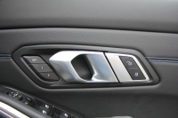 BMW 3シリーズ 320d Xdrive Mｽﾎﾟｰﾂ ｺﾝﾌｫｰﾄP 4WD Pｱｼｽﾄﾌﾟﾗｽ 360度ｶﾒﾗ BMWﾗｲﾌﾞｺｯｸﾋﾟｯﾄﾞﾀｯﾁ画面HDDﾅﾋﾞApplecarplay ﾜｲﾔﾚｽ充電 LEDﾍｯﾄﾞﾗｲﾄ ｵｰﾄﾊｲﾋﾞｰﾑ 追従ACC ｽﾃｱﾘﾝｸﾞｻﾎﾟｰﾄ ﾚｰﾝﾁｪﾝｼﾞ警告 ｼｰﾄﾋｰﾀｰ 2年保証