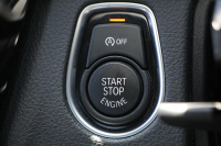 BMW 3シリーズ 320i Mｽﾎﾟｰﾂ 最終ﾓﾃﾞﾙ 新ｴﾝｼﾞﾝ ﾋｰﾀｰ黒革 LEDﾍｯﾄﾞﾗｲﾄ&ﾃｰﾙ NEWﾙｰﾑﾐﾗｰ 追従ACC ﾚｰﾝﾁｪﾝｼﾞ警告 ﾀｯﾁ画面対応HDDﾅﾋﾞBluetooth接続 Bｶﾒﾗ ﾊﾟﾄﾞﾙｼﾌﾄ 衝突軽減ﾌﾞﾚｰｷ 車線逸脱警告 歩行者警告 2年保証