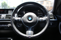 BMW 3シリーズ 320i Mｽﾎﾟｰﾂ 最終ﾓﾃﾞﾙ 新ｴﾝｼﾞﾝ ﾋｰﾀｰ黒革 LEDﾍｯﾄﾞﾗｲﾄ&ﾃｰﾙ NEWﾙｰﾑﾐﾗｰ 追従ACC ﾚｰﾝﾁｪﾝｼﾞ警告 ﾀｯﾁ画面対応HDDﾅﾋﾞBluetooth接続 Bｶﾒﾗ ﾊﾟﾄﾞﾙｼﾌﾄ 衝突軽減ﾌﾞﾚｰｷ 車線逸脱警告 歩行者警告 2年保証