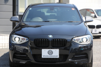 BMW 1シリーズ M135i ﾊﾟｰｷﾝｸﾞｻﾎﾟｰﾄP 直6ﾀｰﾎﾞ320馬力 ｱﾀﾞﾌﾟﾃｨﾌﾞMｻｽ ﾀｯﾁﾊﾟｯﾄﾞ対応HDDﾅﾋﾞBｶﾒﾗ 専用ｴｱﾛ 18AW 専用ﾌﾞﾚｰｷ 左右独立ｵｰﾄｴｱｺﾝ ﾊﾟﾄﾞﾙｼﾌﾄ 8速AT ｽﾏｰﾄｷｰ Bluetoothｵｰﾃﾞｨｵ ﾌﾞﾗｯｸｸﾞﾘﾙ 2年保証