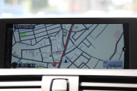 BMW 1シリーズ M135i ﾊﾟｰｷﾝｸﾞｻﾎﾟｰﾄP 直6ﾀｰﾎﾞ320馬力 ｱﾀﾞﾌﾟﾃｨﾌﾞMｻｽ ﾀｯﾁﾊﾟｯﾄﾞ対応HDDﾅﾋﾞBｶﾒﾗ 専用ｴｱﾛ 18AW 専用ﾌﾞﾚｰｷ 左右独立ｵｰﾄｴｱｺﾝ ﾊﾟﾄﾞﾙｼﾌﾄ 8速AT ｽﾏｰﾄｷｰ Bluetoothｵｰﾃﾞｨｵ ﾌﾞﾗｯｸｸﾞﾘﾙ 2年保証