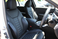 BMW 3シリーズ 320i Mｽﾎﾟｰﾂ ﾃﾞﾋﾞｭｰ&ｺﾝﾌｫｰﾄP 1ｵｰﾅ ﾋｰﾀｰ黒革 専用ﾌﾞﾙｰｽﾃｯﾁ 19AW 360度ｶﾒﾗ 追従ACC ｽﾃｱﾘﾝｸﾞｻﾎﾟｰﾄ LEDﾍｯﾄﾞﾗｲﾄ 電動ﾄﾗﾝｸ ｱｯﾌﾟﾙｶｰﾌﾟﾚｲ ﾀｯﾁ画面HDDﾅﾋﾞﾜｲﾔﾚｽ充電 hi-fiｽﾋﾟｰｶｰ 2年保証