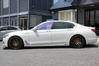 BMW 7シリーズ 740i ﾌﾟﾗｽP ｴﾅｼﾞｰEVOﾎﾞﾃﾞｨｷｯﾄ&20AW ｻﾝﾙｰﾌ 全席ﾋｰﾀｰ黒革 ﾃﾞｨｽﾌﾟﾚｲｷｰ LEDﾍｯﾄﾞﾗｲﾄ ﾊｰﾏﾝｶｰﾄﾞﾝ ﾏｯｻｰｼﾞ&ﾍﾞﾝﾁﾚｰｼｮﾝ HUD 追従ACC ｽﾃｱｻﾎﾟｰﾄ 液晶ﾒｰﾀｰ ﾀｯﾁ画面ﾅﾋﾞ360度ｶﾒﾗ ｿﾌﾄｸﾛｰｽﾞﾄﾞｱ 電動ﾄﾗﾝｸ 2年保証