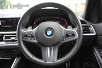 BMW 3シリーズ 320d Xdrive Mｽﾎﾟｰﾂ ｴﾃﾞｨｼｮﾝｻﾝﾗｲｽﾞ50台限定車 ﾋｰﾀｰ黒革 ﾚｰｻﾞｰﾗｲﾄ ｱﾀﾞﾌﾟﾃｨﾌﾞMｻｽ 専用19AW Mﾘｱｽﾎﾟｲﾗｰ Mｼｰﾄﾍﾞﾙﾄ 追従ACC ｽﾃｱﾘﾝｸﾞｻﾎﾟｰﾄ BMWﾗｲﾌﾞｺｯｸﾋﾟｯﾄﾞｱｯﾌﾟﾙｶｰﾌﾟﾚｲ ﾜｲﾔﾚｽ充電 2年保証