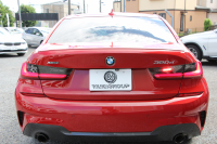 BMW 3シリーズ 320d Xdrive Mｽﾎﾟｰﾂ ｴﾃﾞｨｼｮﾝｻﾝﾗｲｽﾞ50台限定車 ﾋｰﾀｰ黒革 ﾚｰｻﾞｰﾗｲﾄ ｱﾀﾞﾌﾟﾃｨﾌﾞMｻｽ 専用19AW Mﾘｱｽﾎﾟｲﾗｰ Mｼｰﾄﾍﾞﾙﾄ 追従ACC ｽﾃｱﾘﾝｸﾞｻﾎﾟｰﾄ BMWﾗｲﾌﾞｺｯｸﾋﾟｯﾄﾞｱｯﾌﾟﾙｶｰﾌﾟﾚｲ ﾜｲﾔﾚｽ充電 2年保証