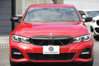 BMW 3シリーズ 320d Xdrive Mｽﾎﾟｰﾂ ｴﾃﾞｨｼｮﾝｻﾝﾗｲｽﾞ50台限定車 ﾋｰﾀｰ黒革 ﾚｰｻﾞｰﾗｲﾄ ｱﾀﾞﾌﾟﾃｨﾌﾞMｻｽ 専用19AW Mﾘｱｽﾎﾟｲﾗｰ Mｼｰﾄﾍﾞﾙﾄ 追従ACC ｽﾃｱﾘﾝｸﾞｻﾎﾟｰﾄ BMWﾗｲﾌﾞｺｯｸﾋﾟｯﾄﾞｱｯﾌﾟﾙｶｰﾌﾟﾚｲ ﾜｲﾔﾚｽ充電 2年保証