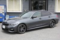 BMW 3シリーズ 320d Xdrive Mｽﾎﾟｰﾂ ﾊｲﾗｲﾝ&ｺﾝﾌｫｰﾄP 4WD ｺﾆｬｯｸﾚｻﾞｰ ｼｰﾄﾋｰﾀｰ ｵﾌﾟｼｮﾝ19AW Pｱｼｽﾄﾌﾟﾗｽ 360度ｶﾒﾗ BMWﾗｲﾌﾞｺｯｸﾋﾟｯﾄﾞﾀｯﾁ画面HDDﾅﾋﾞApplecarplay ﾜｲﾔﾚｽ充電 LEDﾍｯﾄﾞﾗｲﾄ ｵｰﾄﾊｲﾋﾞｰﾑ 追従ACC 電動ﾄﾗﾝｸ Hi-fiｽﾋﾟｰｶｰ 2年保証