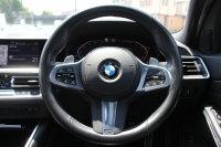 BMW 3シリーズ 330i Mｽﾎﾟｰﾂ ﾃﾞﾋﾞｭｰ&ｺﾝﾌｫｰﾄP ｻﾝﾙｰﾌ 258馬力 ﾋｰﾀｰ黒革 専用青ｽﾃｯﾁ 追従ACC ｽﾃｱｻﾎﾟｰﾄ ｵﾌﾟｼｮﾝ19AW Mｽﾎﾟｰﾂﾌﾞﾚｰｷ LEDﾍｯﾄﾞﾗｲﾄ ｵｰﾄﾊｲﾋﾞｰﾑ 360度ｶﾒﾗ 電動ﾄﾗﾝｸ Hi-fiｽﾋﾟｰｶｰ ﾗｲﾌﾞｺｯｸﾋﾟｯﾄﾞﾌﾞﾗｯｸｷﾄﾞﾆｰｸﾞﾘﾙ 2年保証