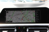 BMW 3シリーズ 320i Mｽﾎﾟｰﾂ ｺﾝﾌｫｰﾄP ｼｰﾄﾋｰﾀｰ 追従ACC ｽﾃｱﾘﾝｸﾞｻﾎﾟｰﾄ BMWﾗｲﾌﾞｺｯｸﾋﾟｯﾄﾞLEDﾍｯﾄﾞﾗｲﾄ ｵｰﾄﾊｲﾋﾞｰﾑ ﾜｲﾔﾚｽ充電 ｱﾝﾋﾞｴﾝﾄﾗｲﾄ ﾊｰﾌﾚｻﾞｰ 電動ﾄﾗﾝｸ 3ｿﾞｰﾝｴｱｺﾝ ｱｯﾌﾟﾙｶｰﾌﾟﾚｲ ﾀｯﾁ画面HDDﾅﾋﾞ2年保証