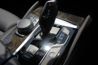 BMW 5シリーズ 530i Mｽﾎﾟｰﾂ ｺﾝﾌｫｰﾄP 高出力 252馬力 全席ﾋｰﾀｰ黒革 HUD ｿﾌﾄｸﾛｰｽﾞﾄﾞｱ ｺﾝﾌｫｰﾄｼｰﾄ&ﾍﾞﾝﾁﾚｰｼｮﾝ&ﾏｯｻｰｼﾞ追従ACC ｽﾃｱﾘﾝｸﾞｻﾎﾟｰﾄ LEDﾍｯﾄﾞﾗｲﾄ ﾀｯﾁ画面HDDﾅﾋﾞTV 360度ｶﾒﾗ Pｱｼｽﾄﾌﾟﾗｽ 電動ﾄﾗﾝｸ 2年保証