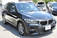 BMW X1 Xdrive18d Mｽﾎﾟｰﾂ ﾊｲﾗｲﾝ ｺﾝﾌｫｰﾄP 後期 ﾌｪｲｽﾘﾌﾄ後 ﾋｰﾀｰ黒革 Mｼｰﾄﾍﾞﾙﾄ ﾜｲﾔﾚｽ充電 電動ｼｰﾄ LEDﾍｯﾄﾞﾗｲﾄ 追従ACC ﾀｯﾁﾊﾟﾈﾙ対応HDDﾅﾋﾞ新ﾒｰﾀｰ Bluetooth接続 Pｱｼｽﾄ 電動ﾄﾗﾝｸ 衝突軽減ﾌﾞﾚｰｷ 車線逸脱警告 歩行者警告 2年保証